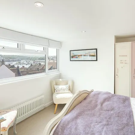 Host & Stay - Voyagers' View Whitby Esterno foto